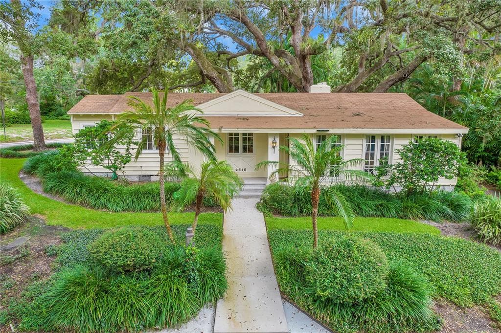 2515 DRIFTWOOD ROAD SE ST PETERSBURG, FL 33705