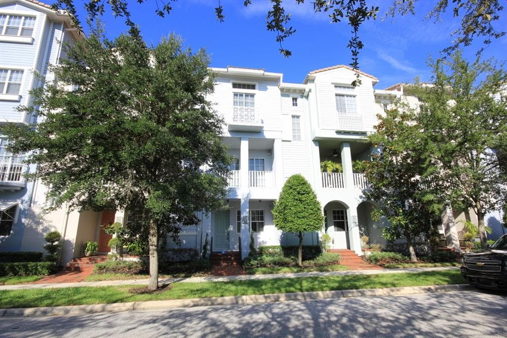 6013 BOWEN DANIEL DRIVE UNIT 106 TAMPA, FL 33616