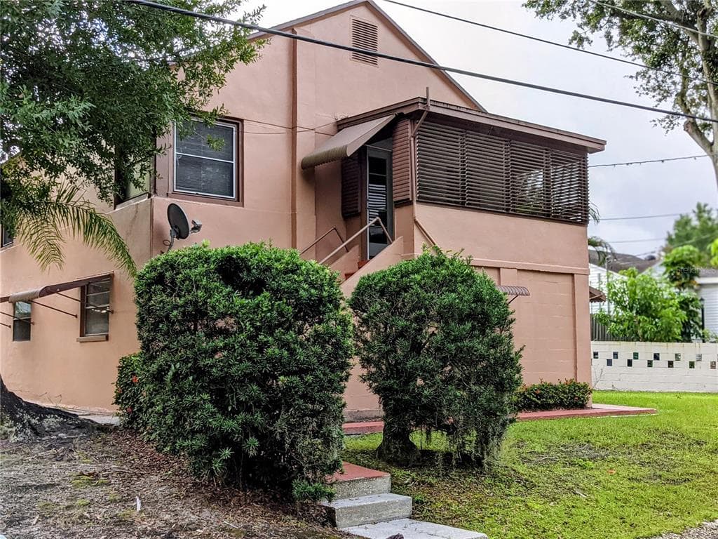 3313 N PERRY AVENUE UNIT Downstairs A TAMPA, FL 33603