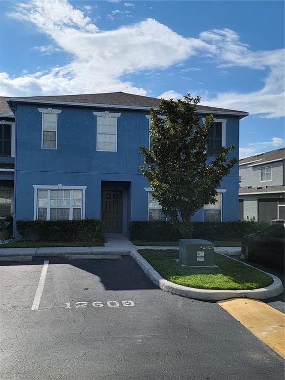 12609 KINGS CROSSING DRIVE