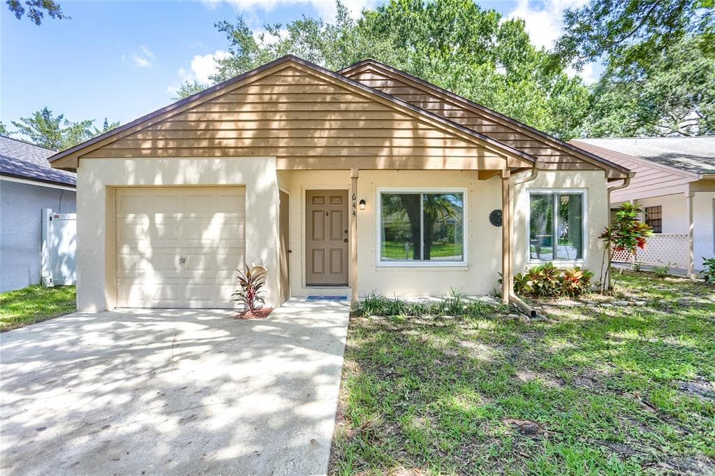 644 BELLINGHAM PLACE PALM HARBOR, FL 34684