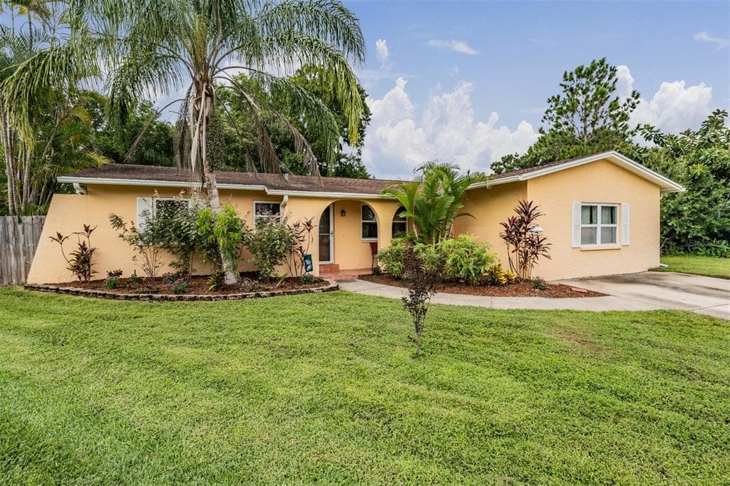 5924 16TH LANE NORTHEAST LANE NE ST PETERSBURG, FL 33703