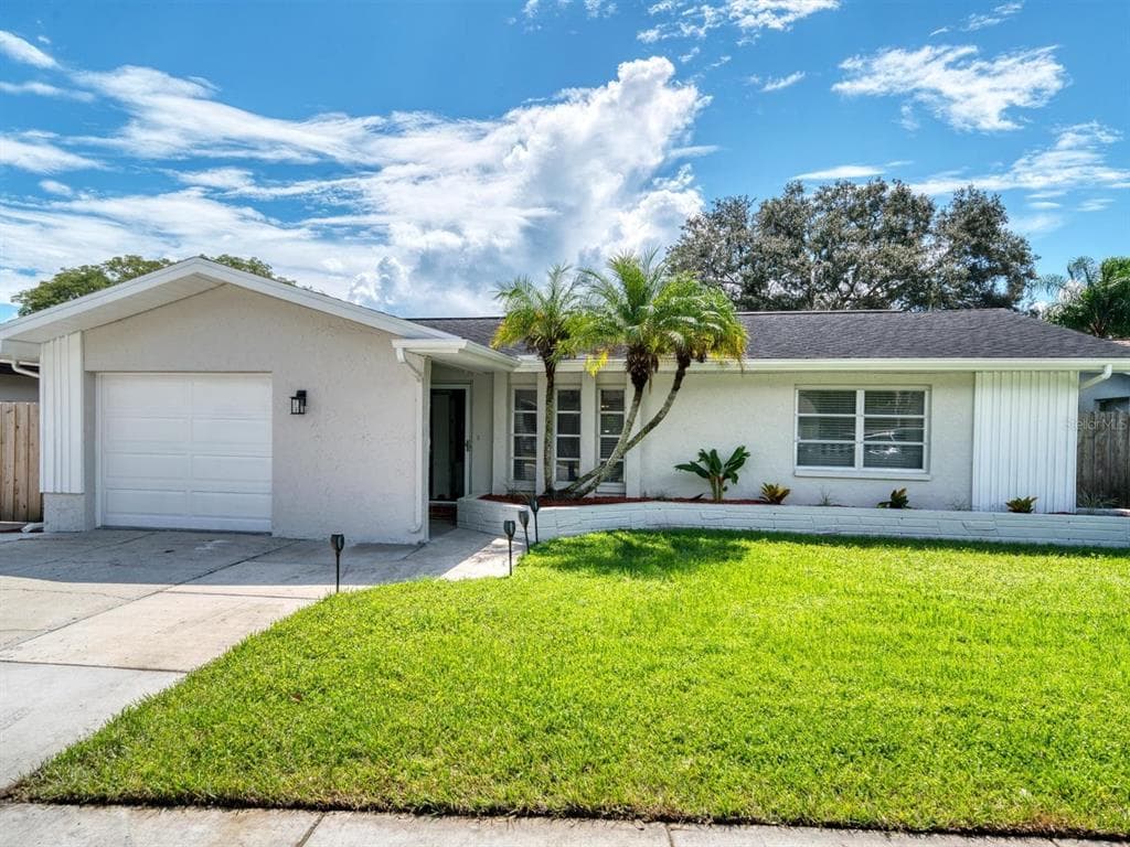 1803 GREENWOOD DRIVE OLDSMAR, FL 34677