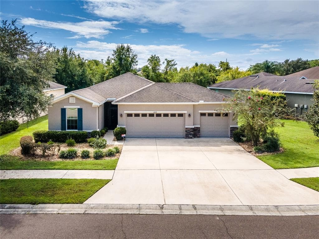 6222 TWIN BRIDGES DRIVE ZEPHYRHILLS, FL 33541