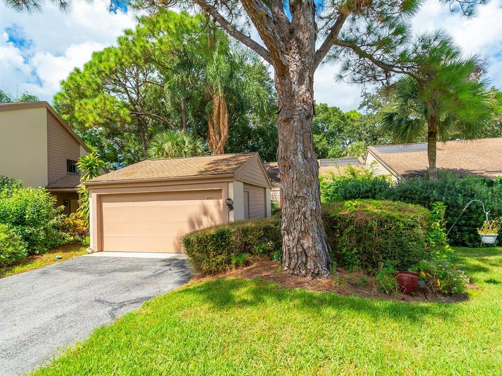 4917 GREENCROFT ROAD UNIT 170 SARASOTA, FL 34235