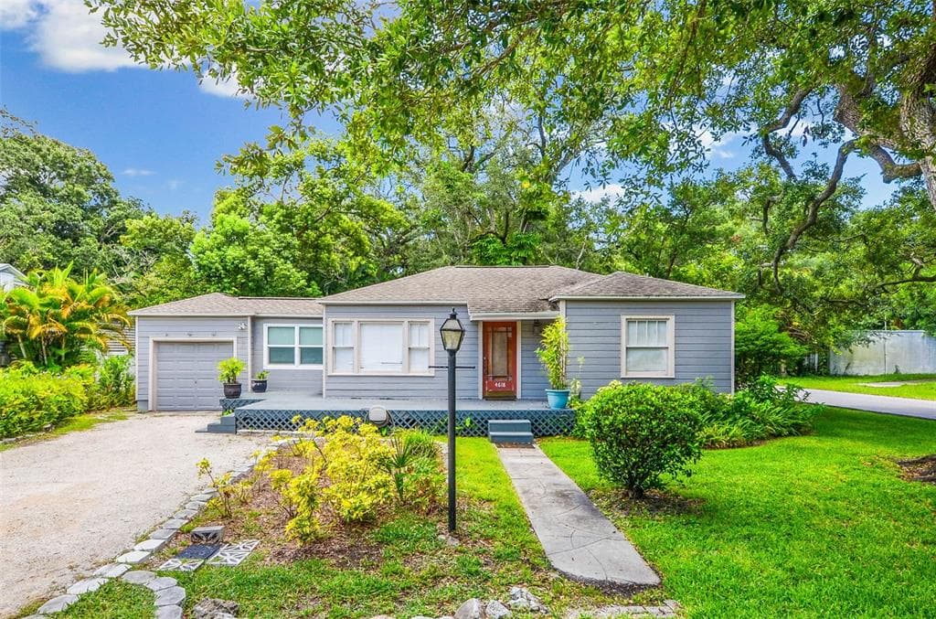 4618 S WOODLYNNE AVENUE TAMPA, FL 33611