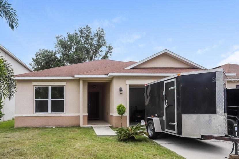 7605 TANGLE RUSH DRIVE GIBSONTON, FL 33534