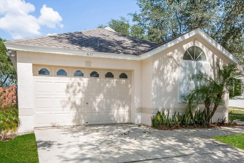 617 CAPE COD CIRCLE VALRICO, FL 33594