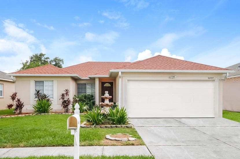 30927 MIDTOWN COURT ZEPHYRHILLS, FL 33545