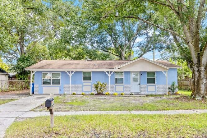 1014 COCONUT DRIVE TAMPA, FL 33619