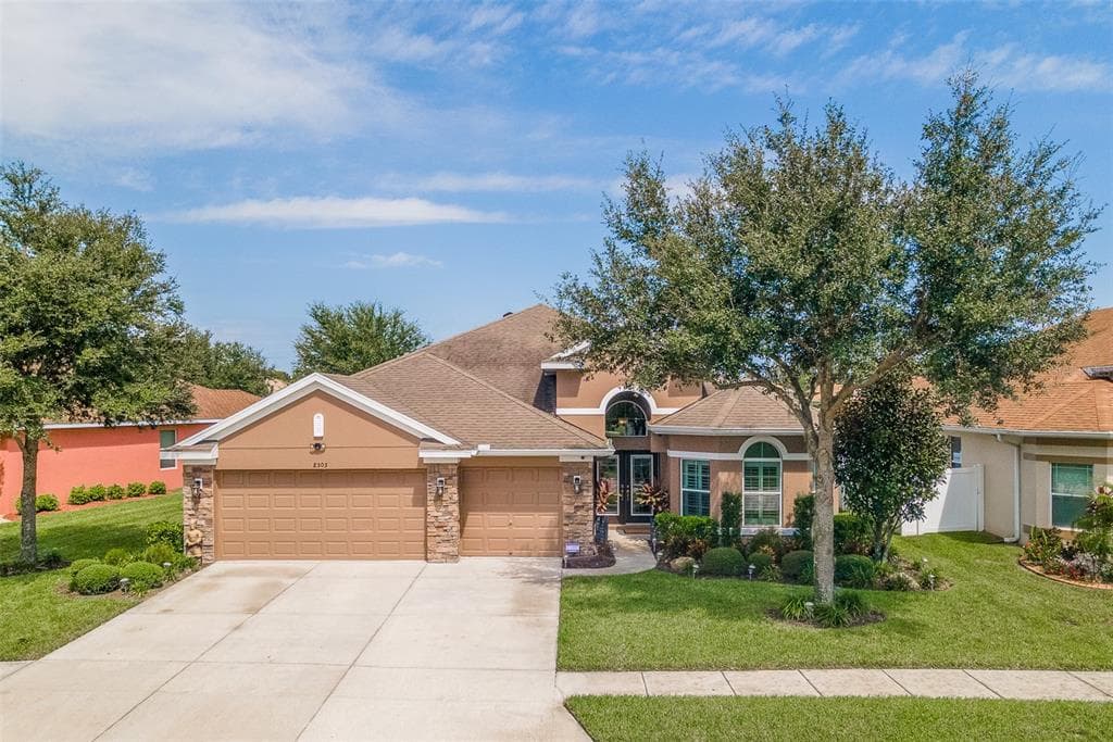 8503 CREEDMOOR LANE NEW PORT RICHEY, FL 34654