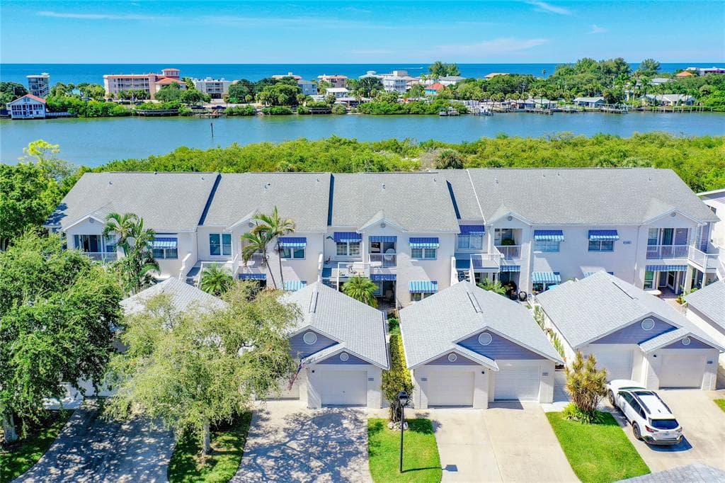 11535 SHIPWATCH WAY UNIT 1025