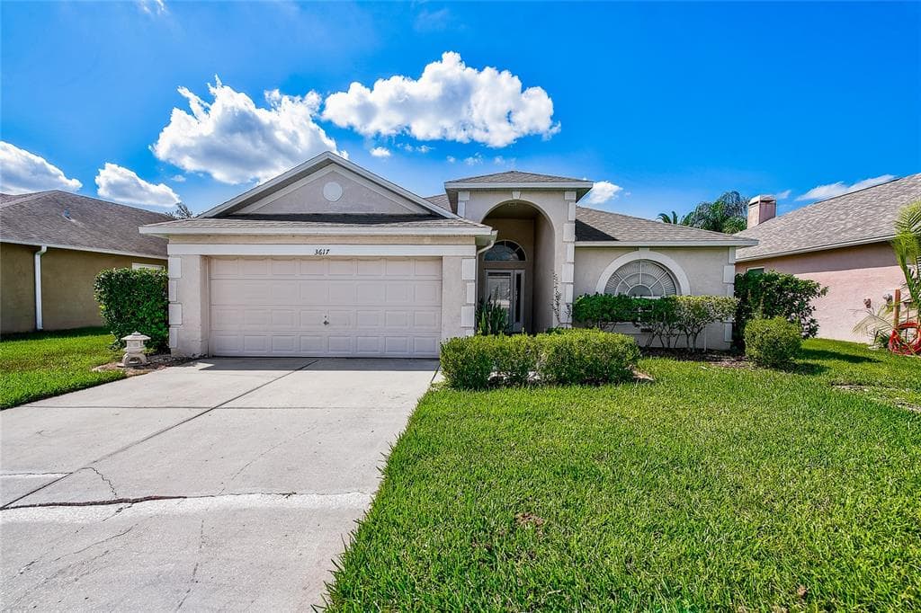 3617 GOLDEN EAGLE DRIVE LAND O LAKES, FL 34639
