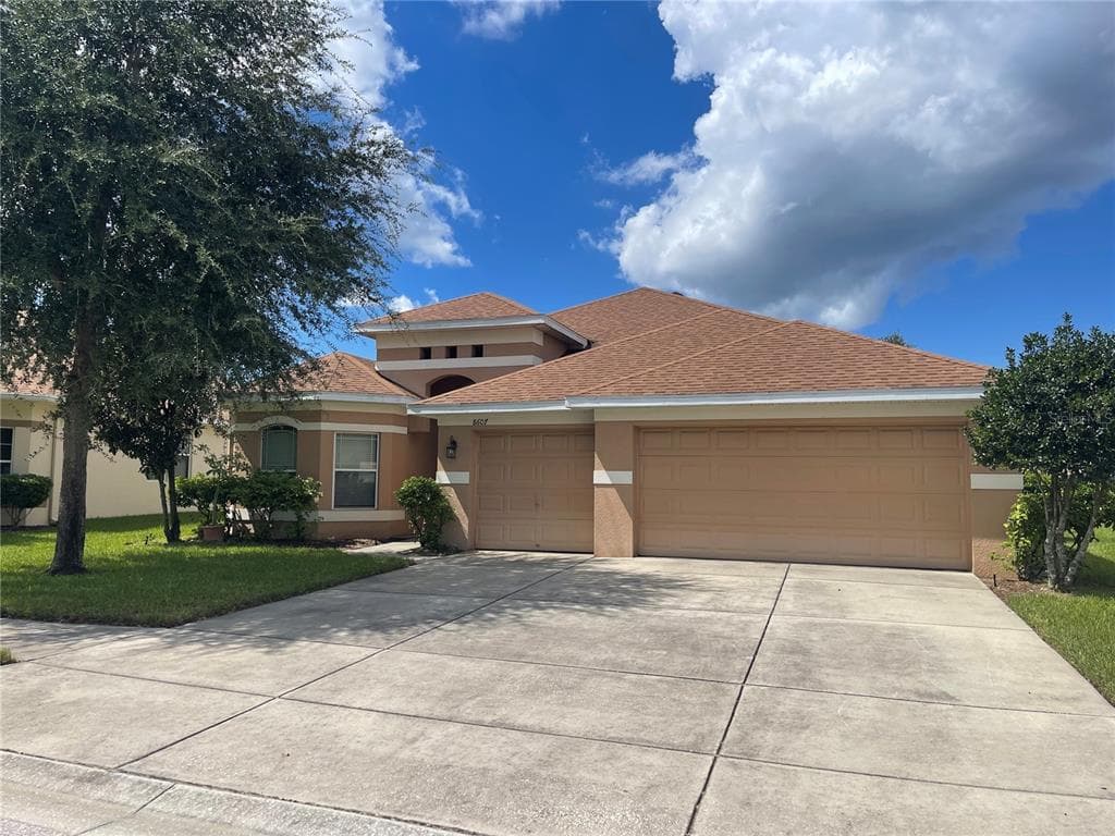 8607 CREEDMOOR LANE NEW PORT RICHEY, FL 34654