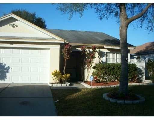 8106 TOM SAWYER DRIVE TAMPA, FL 33637