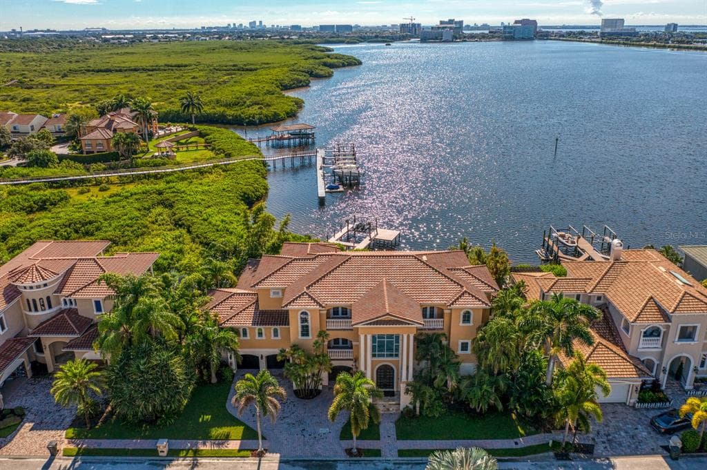 4119 CAUSEWAY VISTA DRIVE TAMPA, FL 33615
