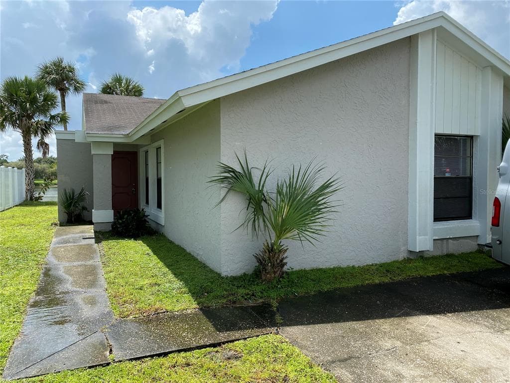 5024 SPRINGWOOD DRIVE TAMPA, FL 33624