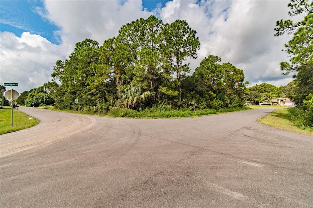 CIRCLEVILLE STREET NORTH PORT, FL 34286