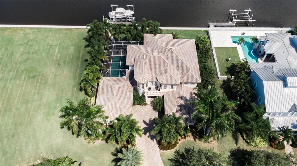 631 BALIBAY ROAD APOLLO BEACH, FL 33572