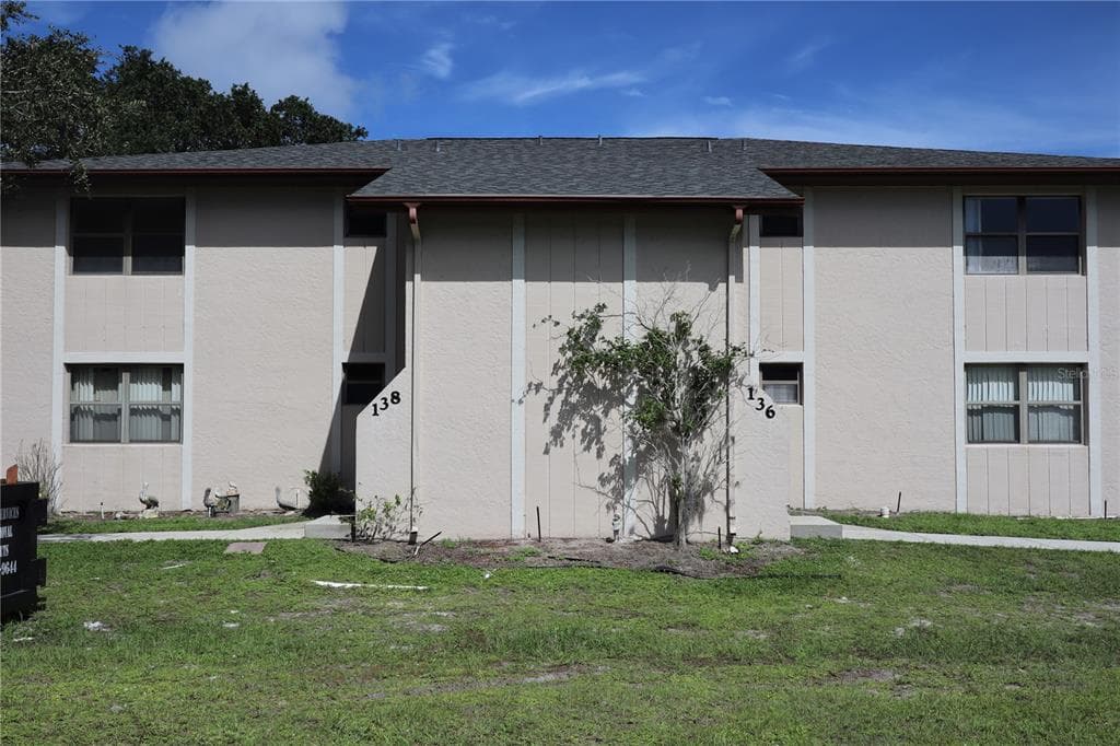 136 BOUNDARY BOULEVARD ROTONDA WEST, FL 33947