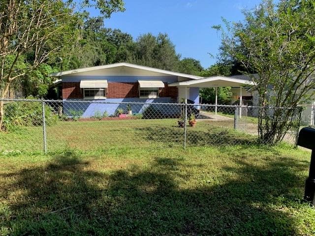 1424 E CRAWFORD STREET TAMPA, FL 33604