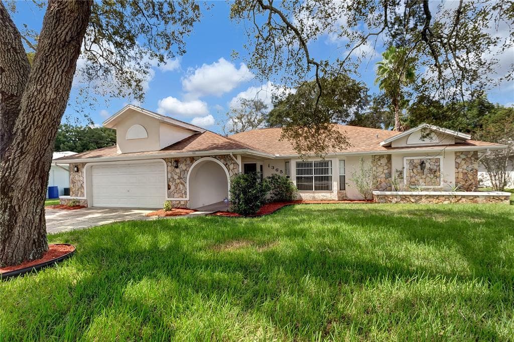 1365 HAULOVER AVENUE SPRING HILL, FL 34608