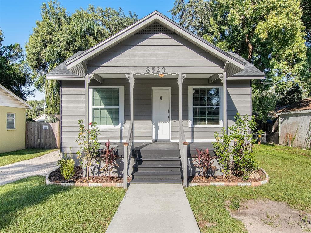 8520 N OTIS AVENUE TAMPA, FL 33604