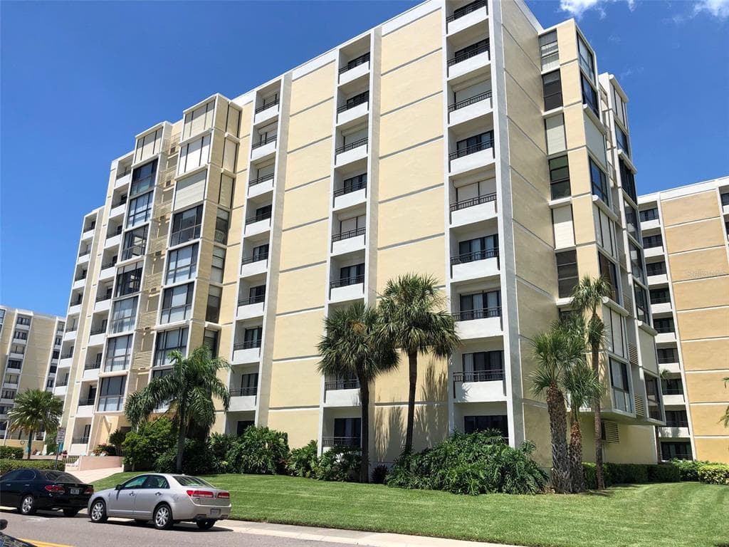 830 S GULFVIEW BOULEVARD UNIT 604 CLEARWATER, FL 33767