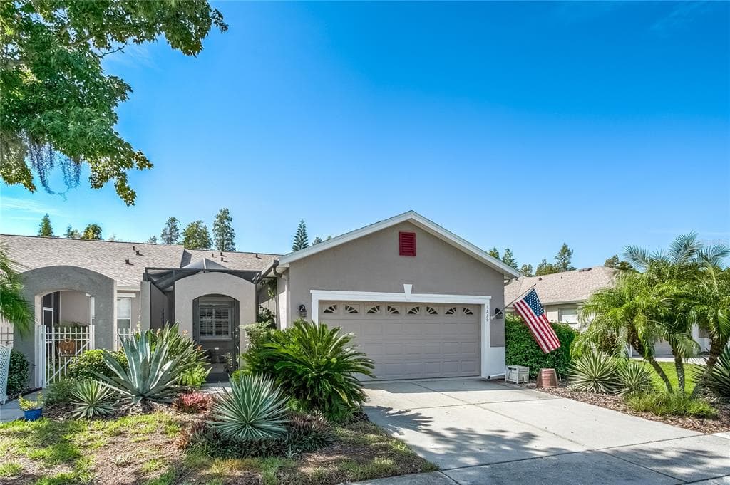7339 CLEOPATRA DRIVE LAND O LAKES, FL 34637