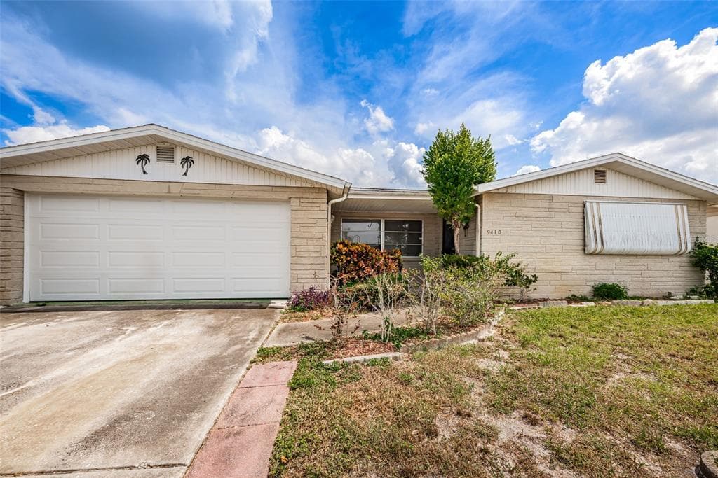 9410 COCHISE LANE PORT RICHEY, FL 34668