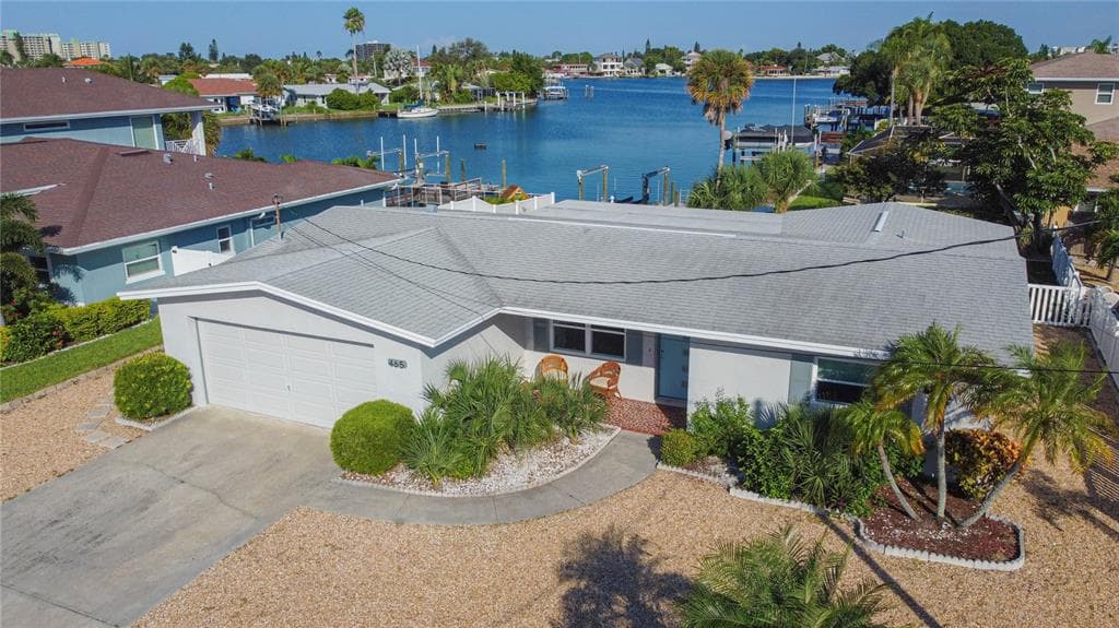 465 64TH AVENUE ST PETE BEACH, FL 33706