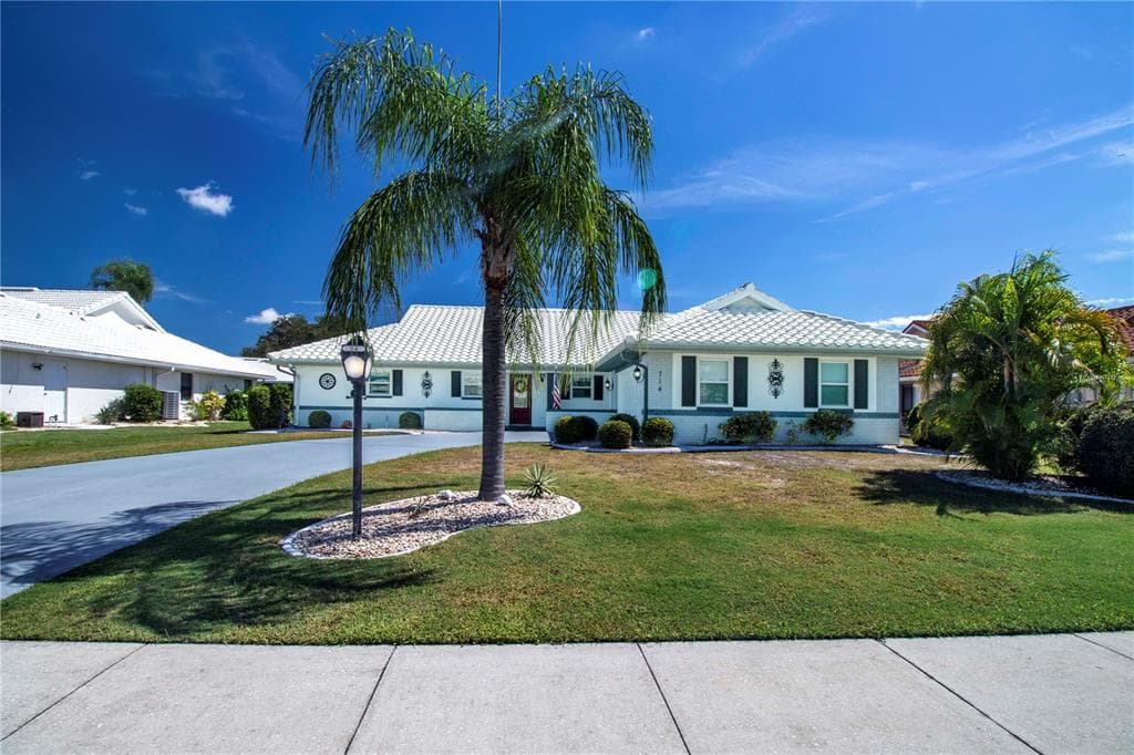 714 PLUMBROOK ROAD SUN CITY CENTER, FL 33573