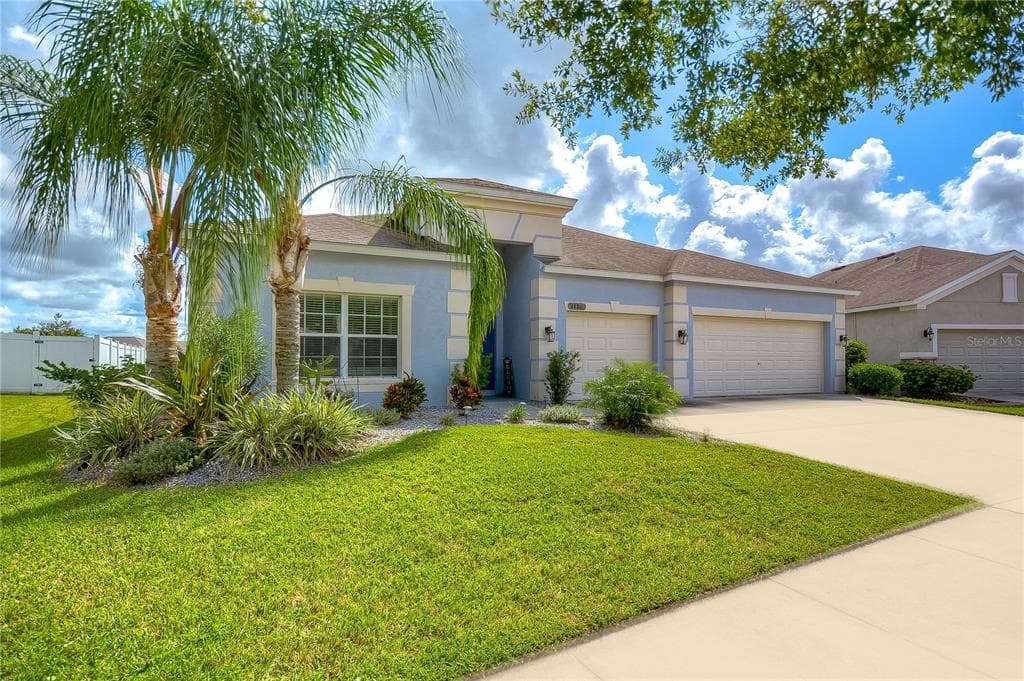 6825 BOULDER RUN LOOP WESLEY CHAPEL, FL 33545