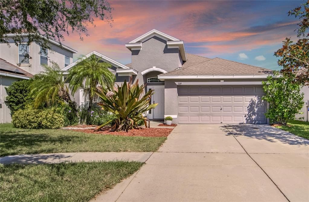 729 GRIFFEN HEIGHTS COURT RUSKIN, FL 33570