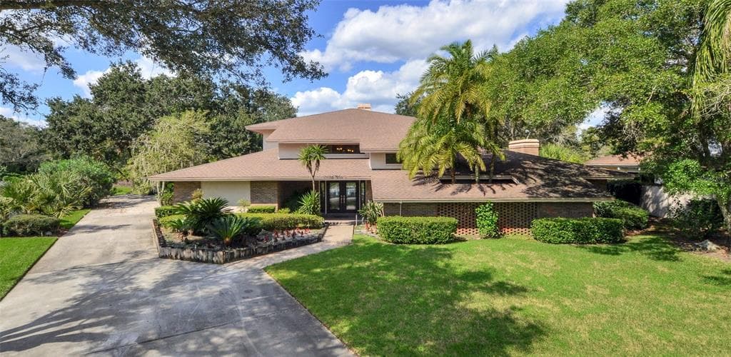 4304 OAKHURST TERRACE TAMPA, FL 33618