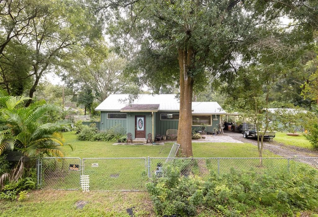 3017 SPILLERS AVENUE TAMPA, FL 33619