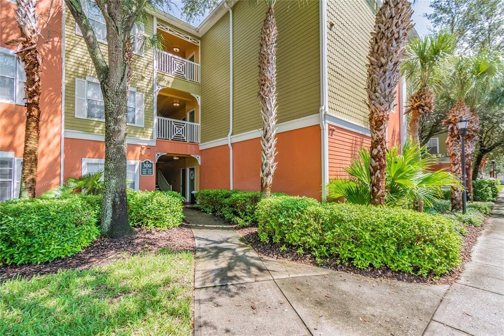 4207 S DALE MABRY HIGHWAY UNIT 3208 TAMPA, FL 33611