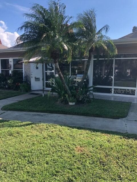 4322 TAHITIAN GARDENS CIRCLE UNIT B HOLIDAY, FL 34691