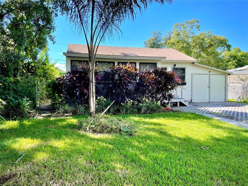 6350 29TH WAY N ST PETERSBURG, FL 33702