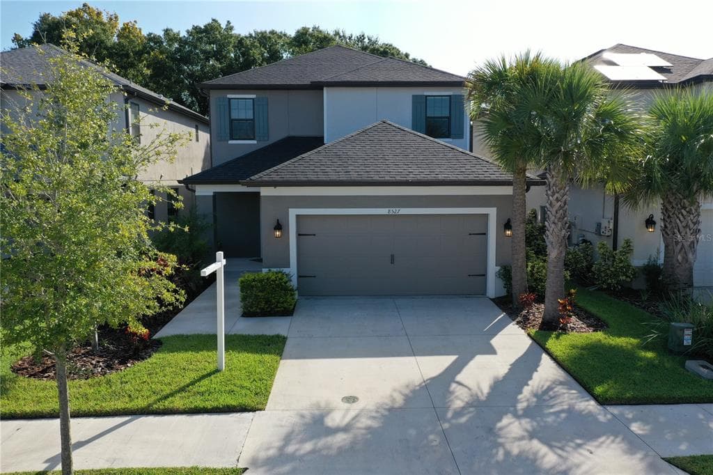 8527 ARABELLA LANE SEMINOLE, FL 33777