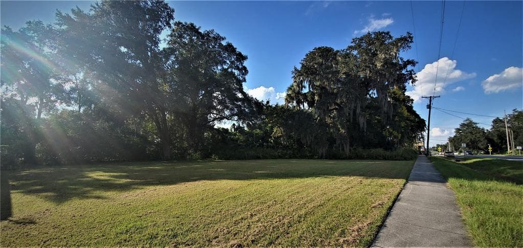 21ST STREET DADE CITY, FL 33525