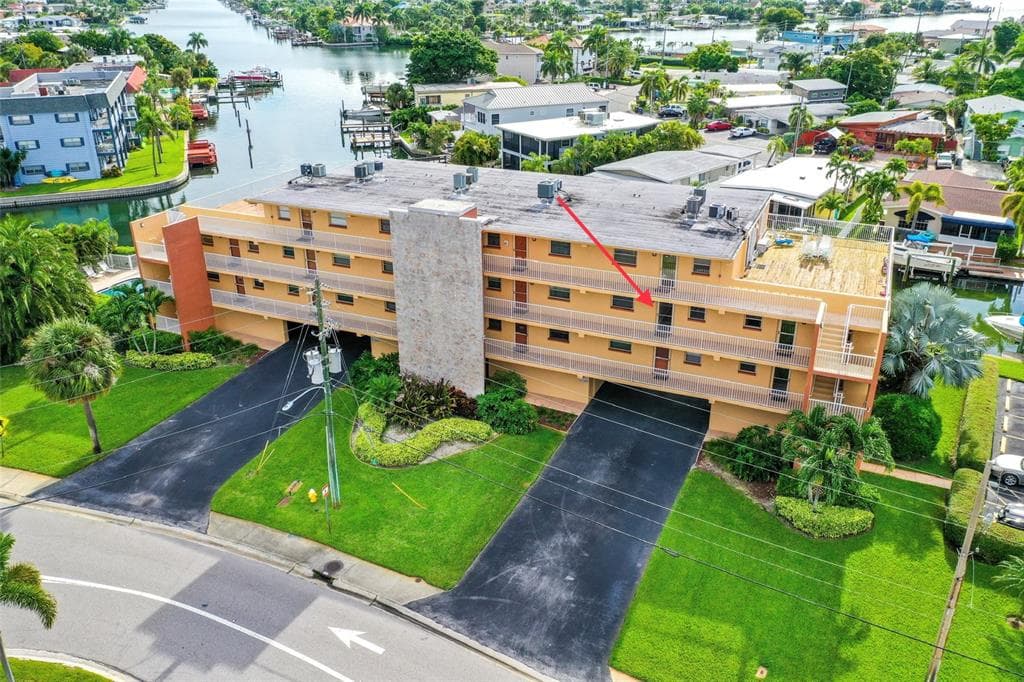 175 116TH AVENUE UNIT 205 TREASURE ISLAND, FL 33706