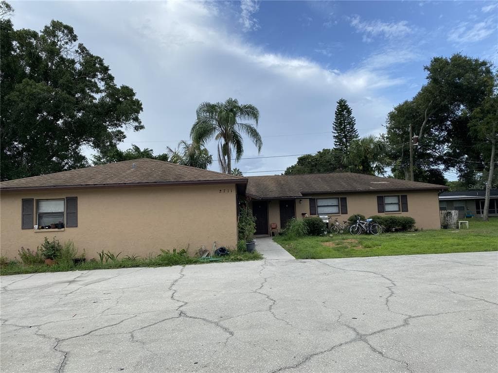 2711 SOUTH DRIVE CLEARWATER, FL 33759