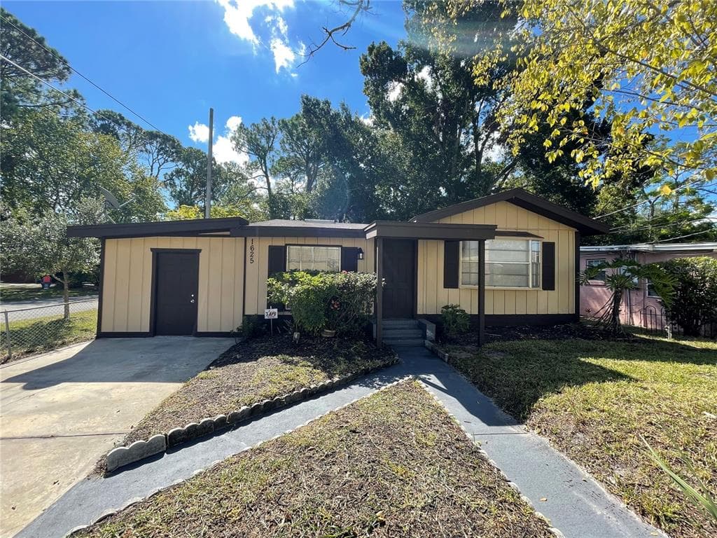 1625 ILLINOIS STREET DAYTONA BEACH, FL 32114