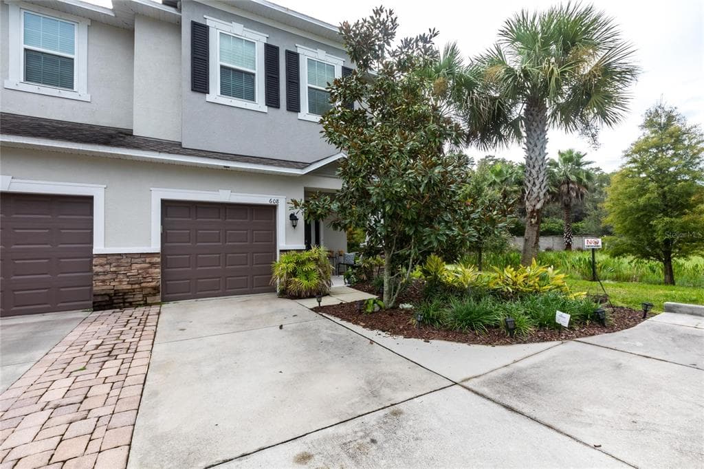 608 CABERNET WAY OLDSMAR, FL 34677