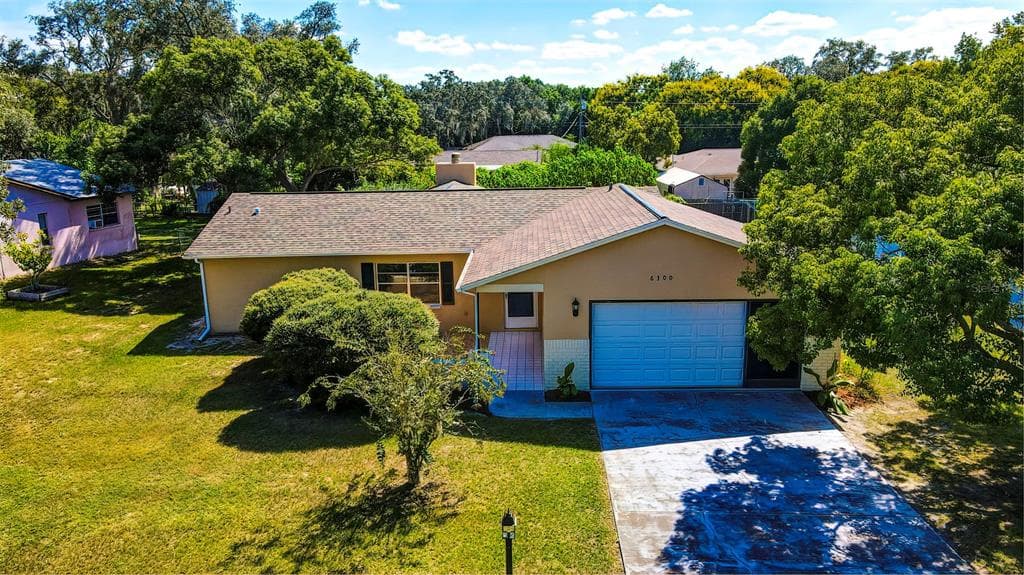 6300 PINEHURST DRIVE SPRING HILL, FL 34606