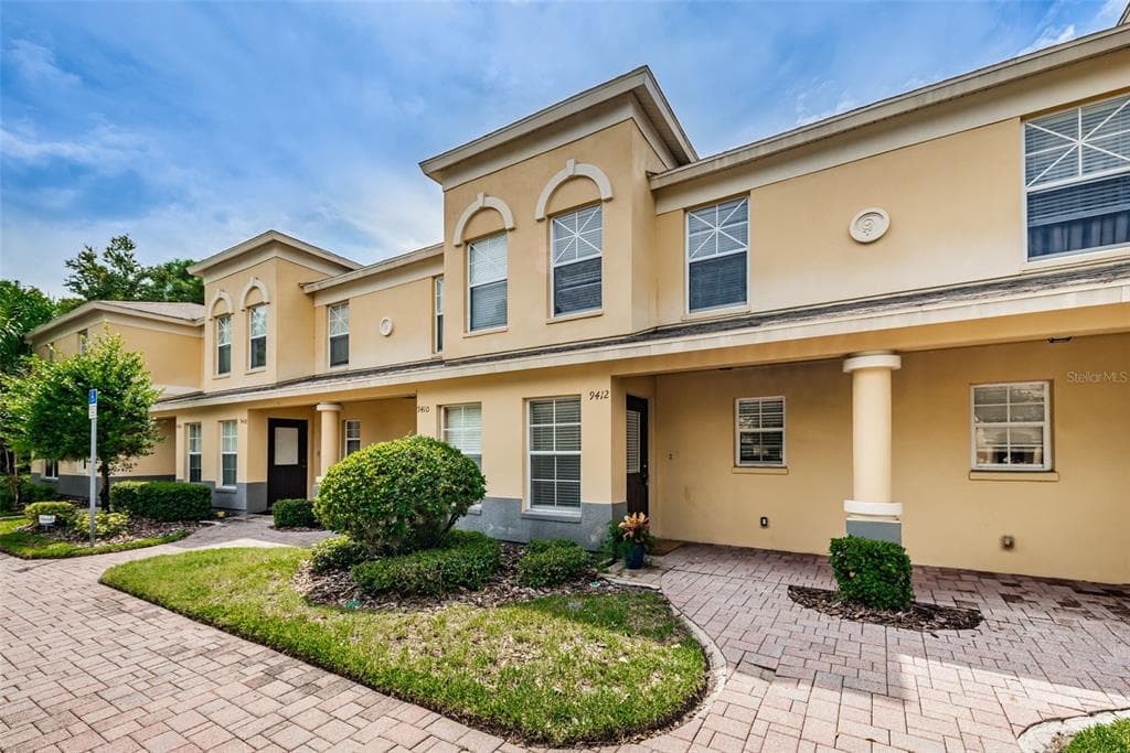 9412 COOPERVILLE COURT TAMPA, FL 33635