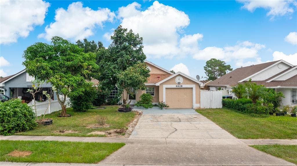 6628 MERITMOOR CIRCLE ORLANDO, FL 32818