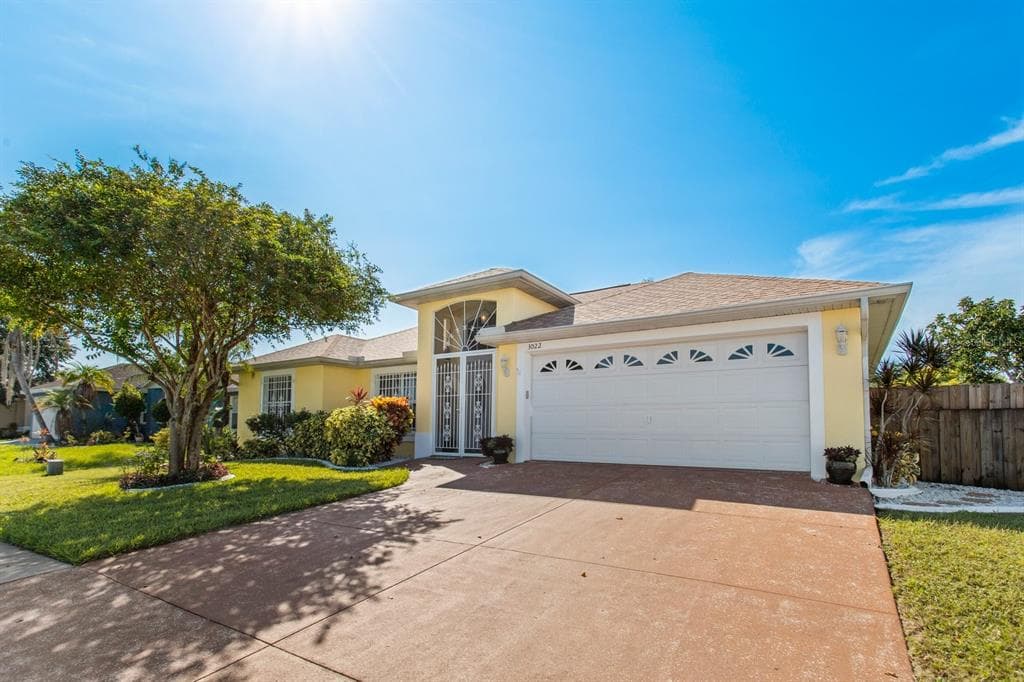 3022 MUIR STREET HOLIDAY, FL 34691