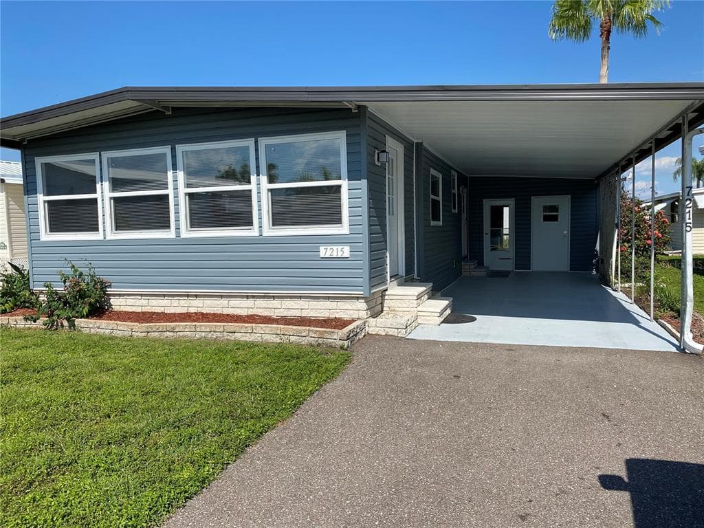 7215 MOUNT FAIRFIELD ROAD NE UNIT 542 ST PETERSBURG, FL 33702
